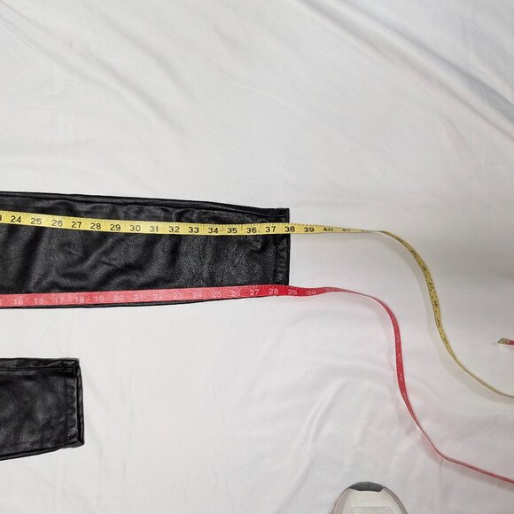 NWT Blank NYC Size 26 Black Pleather Skinny Pants - Picture 8 of 16